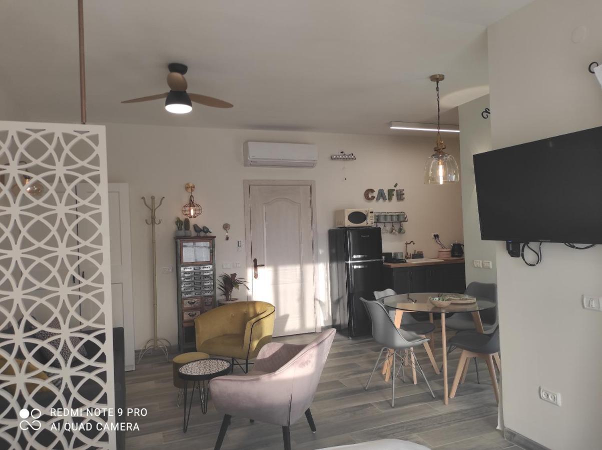 Bar Suite Ein Gedi Exterior photo
