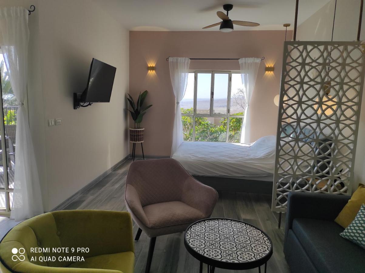 Bar Suite Ein Gedi Exterior photo